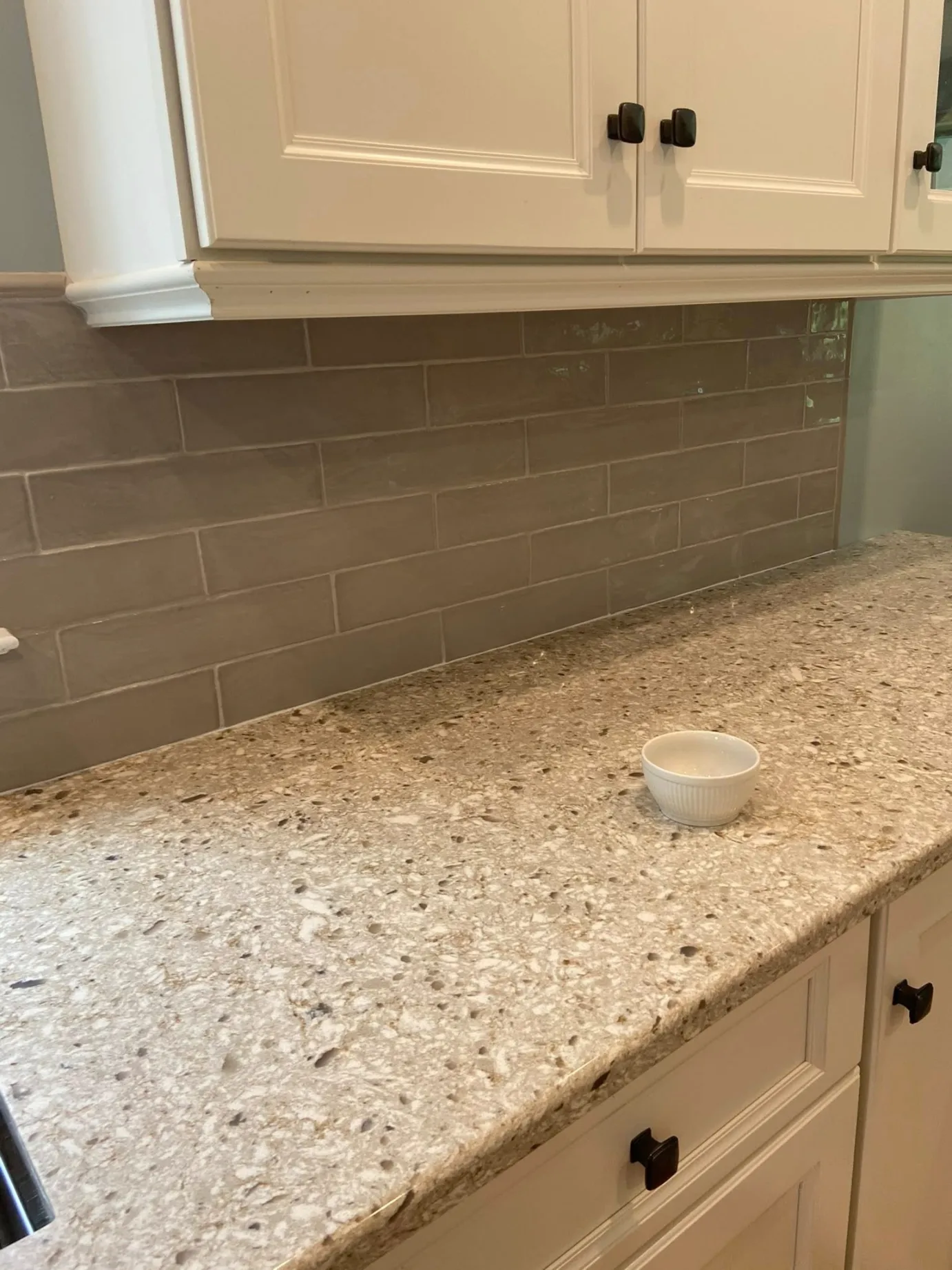Subway tile kitchen backsplash installed by Dmtilellc in a Central Connecticut kitchen